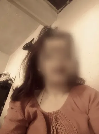 Ayla, 39