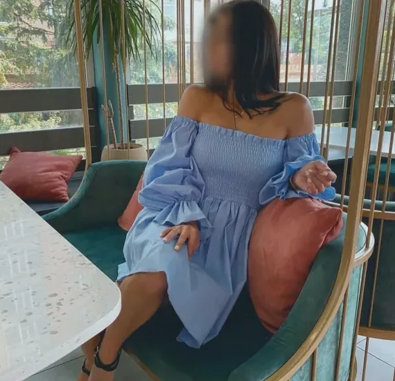 Dilara, 33