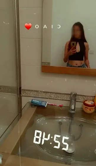 Liv, 23