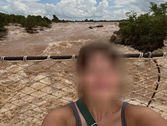 Nadia, 34