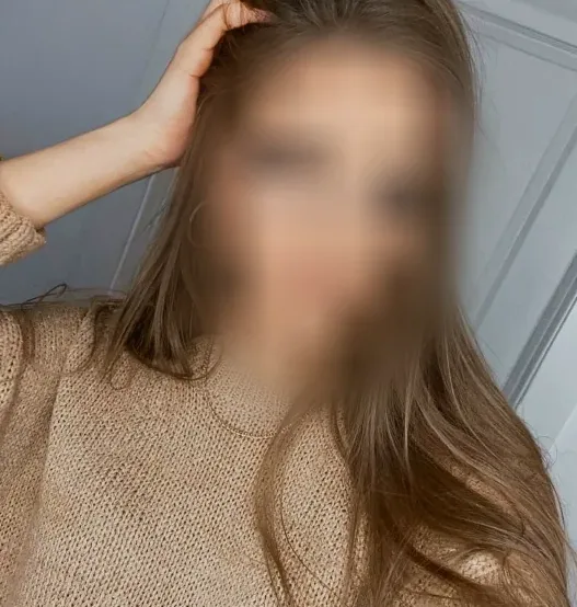 Naima, 29