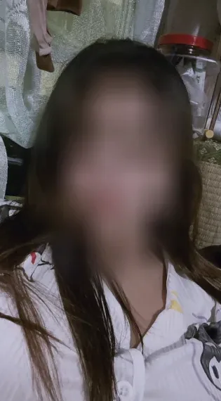 Nienke, 24