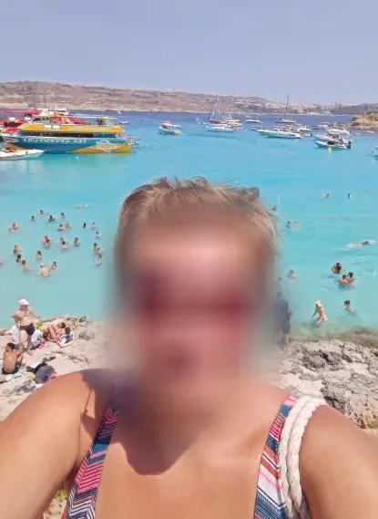 Sofia, 40